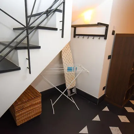 Unesco Loft With Frescoed Entrance * Genoa